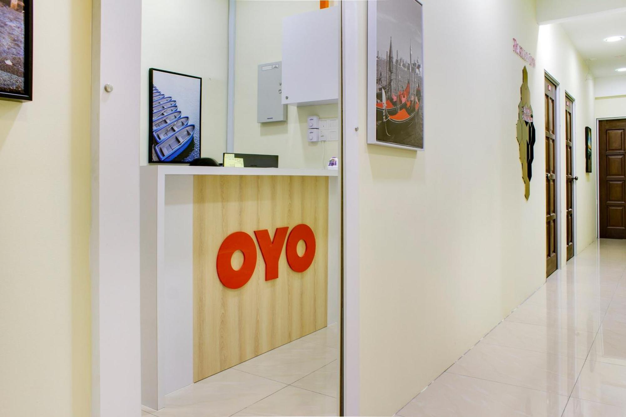 Oyo 90090 Roselyn Inn 2 Pasir Gudang Exterior photo
